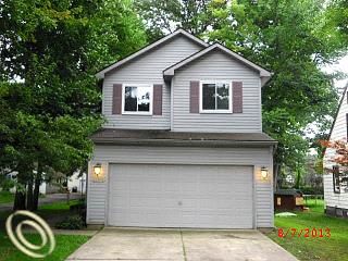 21342 Hamilton Ave, Farmington, MI 48336