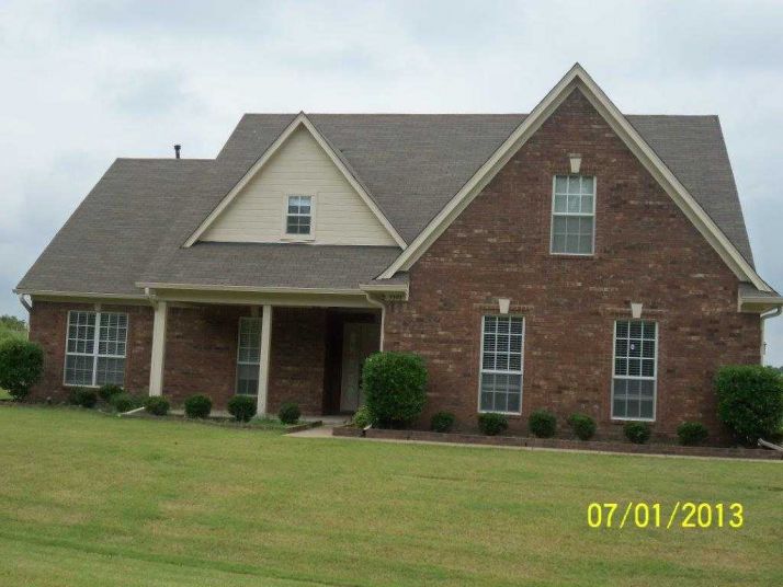 5393 Ridgefield Dr, Horn Lake, MS 38637