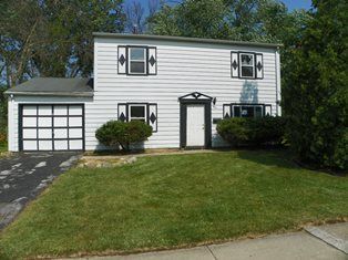 937 Dartmouth Ave, Matteson, IL 60443