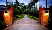 23391 SW 212 AV Homestead, FL 33031