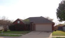 6704 Running Creek Dr Arlington, TX 76001