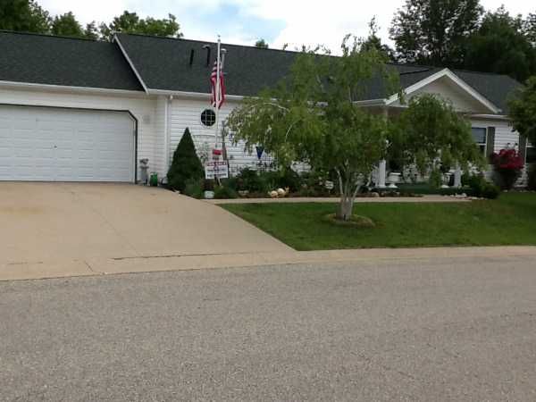 N115 W20994 Brookside Circle, Germantown, WI 53022