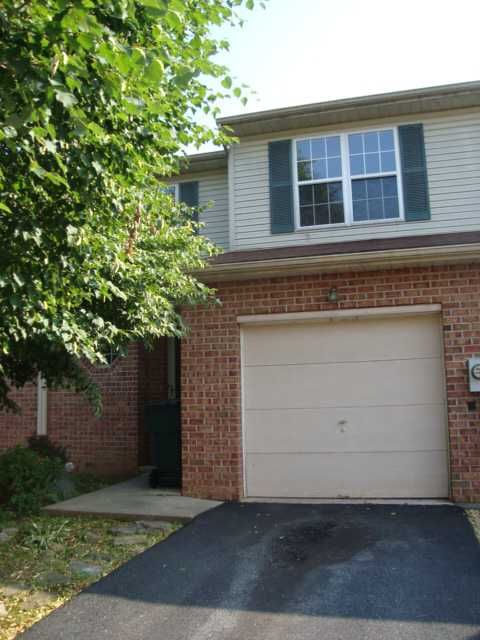 8 Freedom Ter, Easton, PA 18045