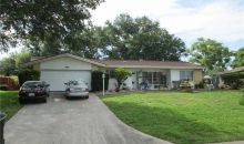 1631 Picardy Cir Clearwater, FL 33755