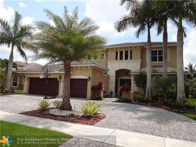 7608 NW 117TH LN, Pompano Beach, FL 33076