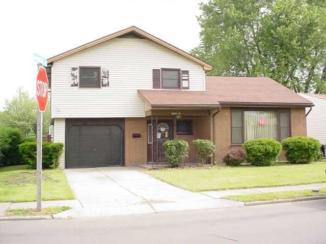 86 Smith Dr, Buffalo, NY 14218