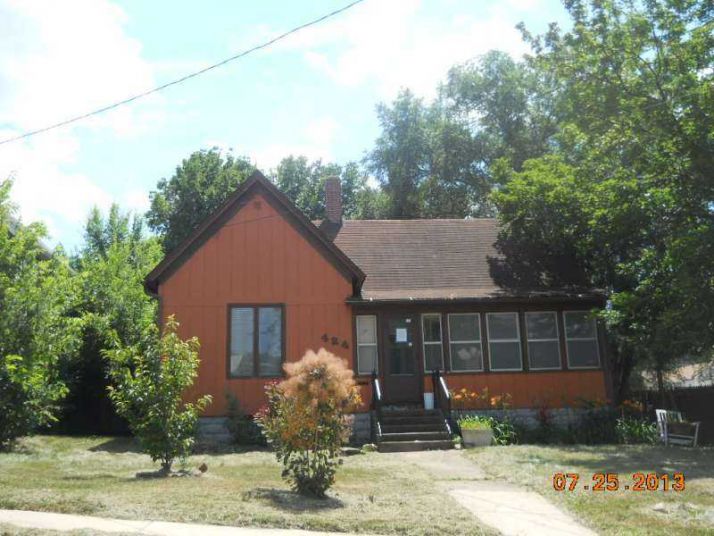 424 W 8th St, Dixon, IL 61021