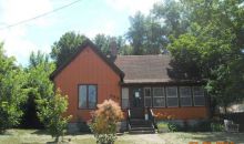 424 W 8th St Dixon, IL 61021