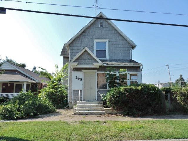 348 Washington St, Benton Harbor, MI 49022