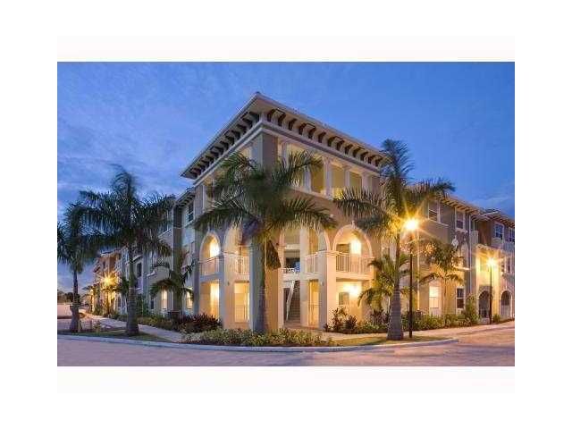 10800 NW 88 TER # 203-9, Miami, FL 33178