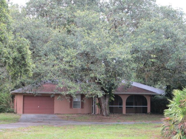 21640 N River Rd, Alva, FL 33920