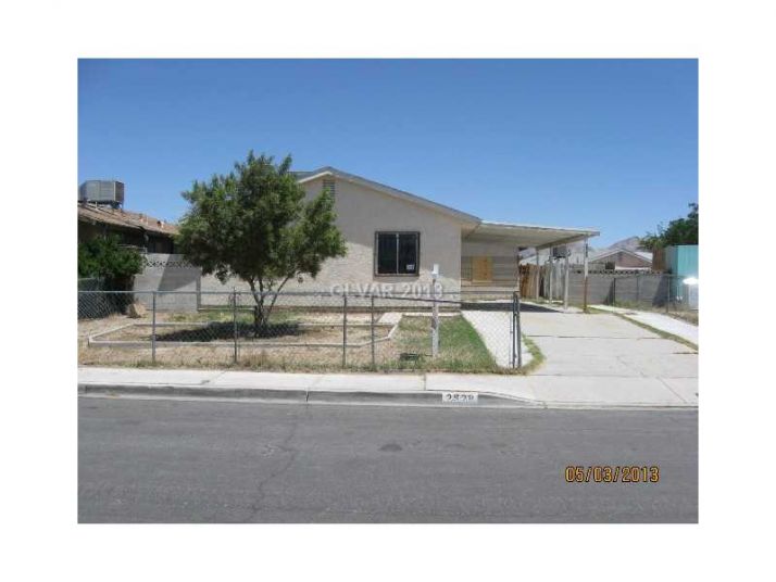 2528 Hightree St, North Las Vegas, NV 89030