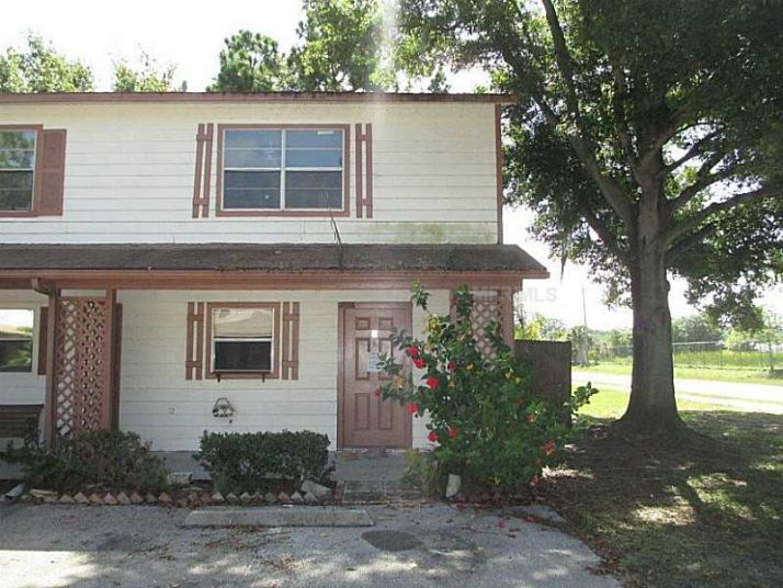 152 Douglas Rd W Apt A, Oldsmar, FL 34677