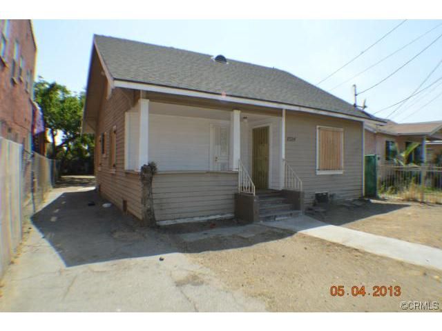 1524 E 33rd St, Los Angeles, CA 90011