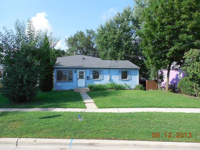 1156 W Highland Ave, Elgin, IL 60123