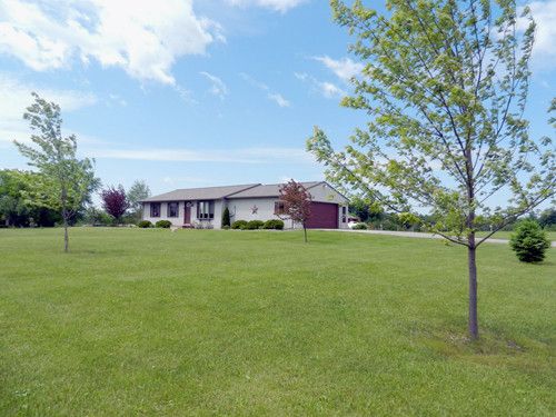 5242 S M 33, Alger, MI 48610