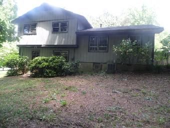 105 Victoria Dr, Ellenwood, GA 30294