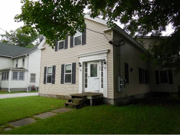 22 24 Diamond St, Saint Albans, VT 05478