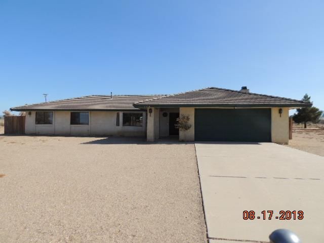 10729 Sycamore St, Victorville, CA 92392