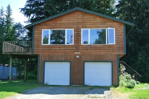 8889 Duran St, Juneau, AK 99801