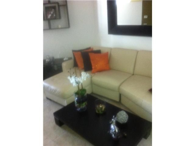 690 1 CT # 1534, Miami, FL 33130