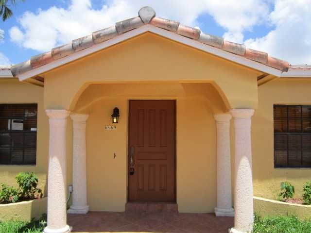 6469 SW 25 ST, Miami, FL 33155