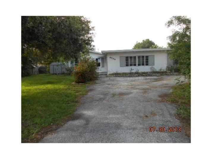 6745 70th Ave N, Pinellas Park, FL 33781