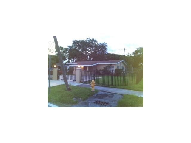6201 SW 36 ST, Miami, FL 33155