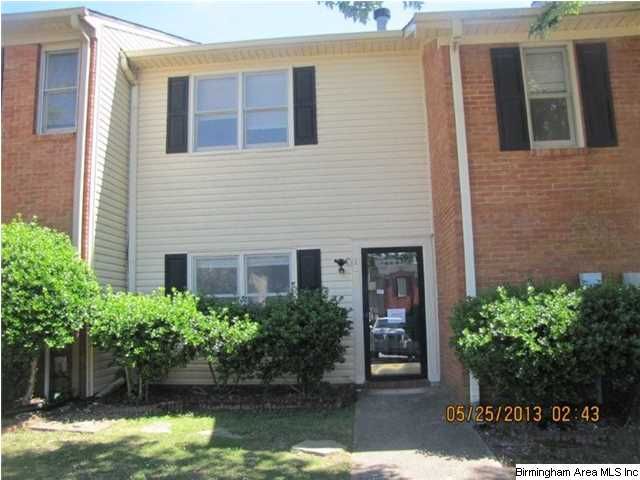 1204 Hillsboro Ln, Helena, AL 35080