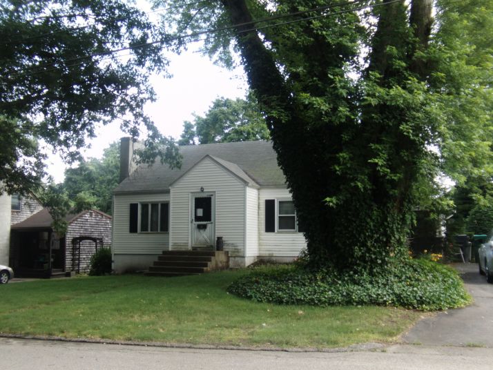 162 Whipple Avenue, Warwick, RI 02889