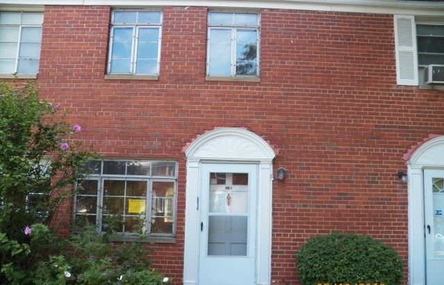 441 Kenwood Dr, Euclid, OH 44123