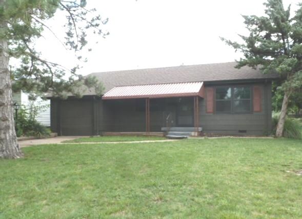 1716 Cron St, Augusta, KS 67010