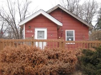 3016 E Washington Av, Des Moines, IA 50317