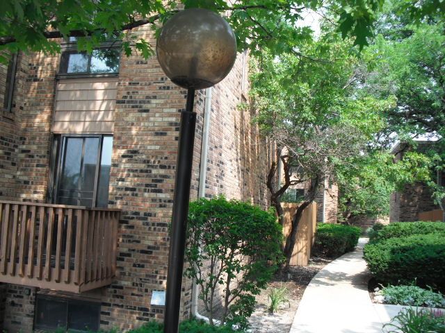 2015 Post Oak Pl, Schaumburg, IL 60173