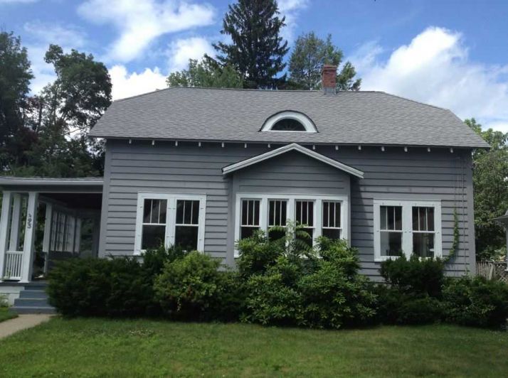 95 Woodmont St, West Springfield, MA 01089