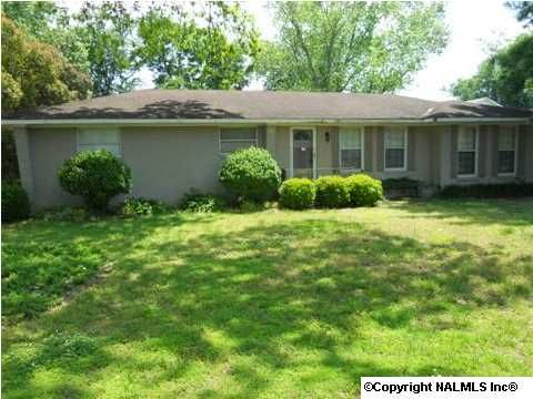 2626 Lake Ave Se, Decatur, AL 35603