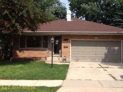 361 S Commonwealth, Elgin, IL 60123