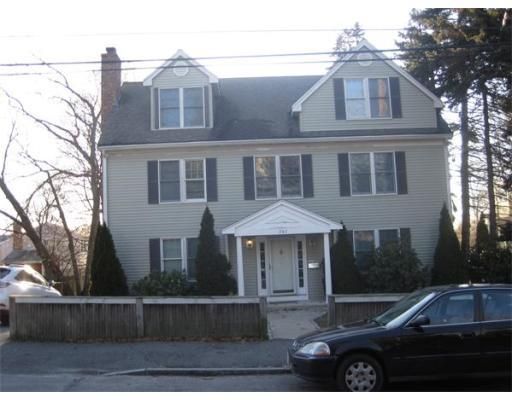 267 Fairmount Ave, Hyde Park, MA 02136