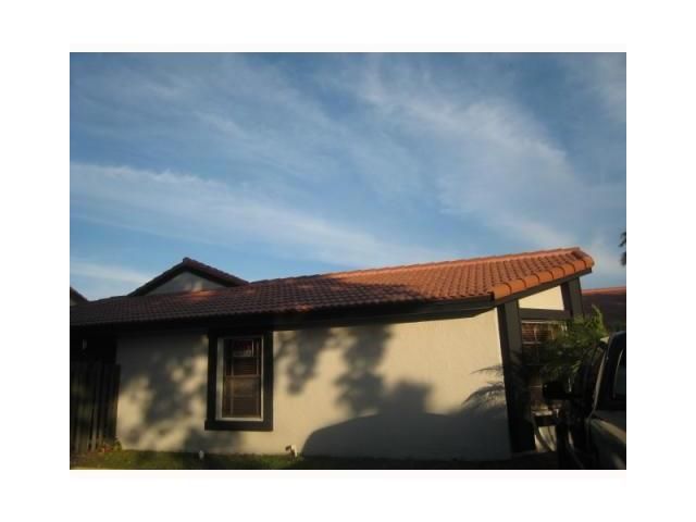 15212 SW 46 LN # BR-74, Miami, FL 33185