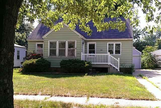 1820 Carney Ave, Rockford, IL 61103