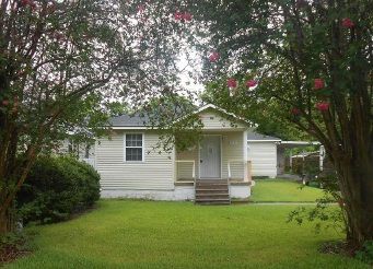 1410 West Dr, Westwego, LA 70094