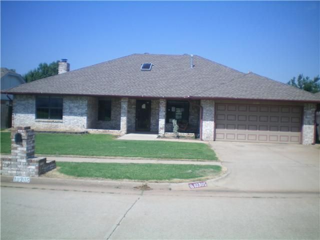 10305 Oxlow Rd, Oklahoma City, OK 73159