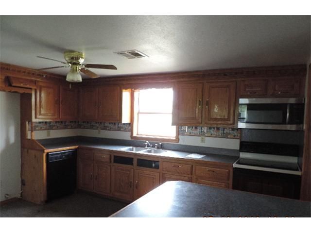 17252 S 178th W Ave, Kellyville, OK 74039