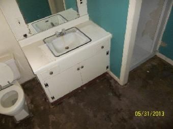 321 Walnut St, Paris, TN 38242