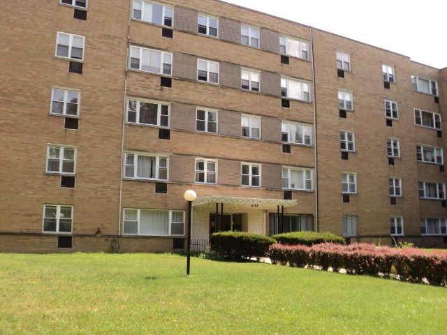 6161 N Hoyne Ave Apt 313, Chicago, IL 60659