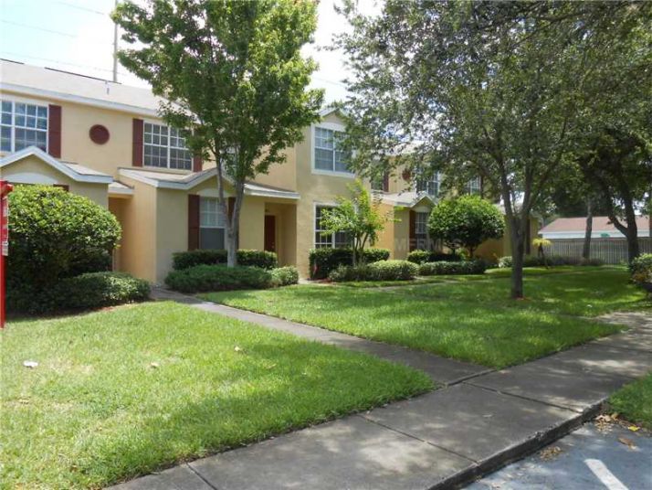 6605 Osprey Lake Cir, Riverview, FL 33578