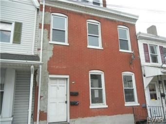 38 S 12th St, Easton, PA 18042