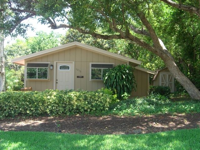 1015 Michigan Ave, Palm Harbor, FL 34683