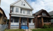2338 S 9th Place Milwaukee, WI 53215