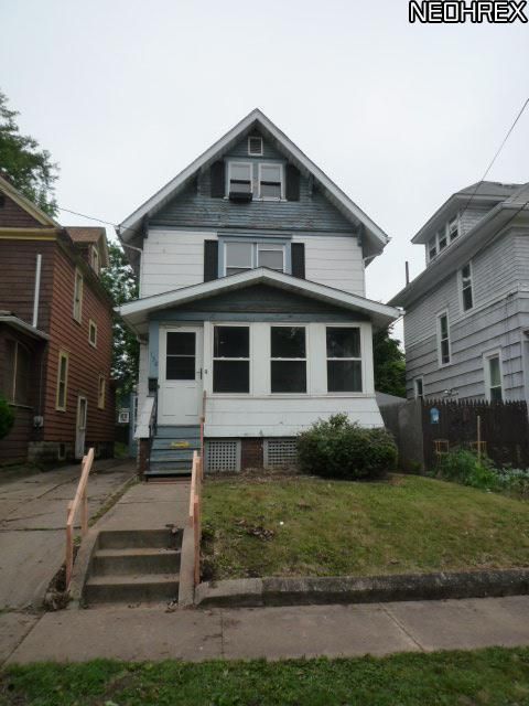 158 Hyde Ave, Akron, OH 44302